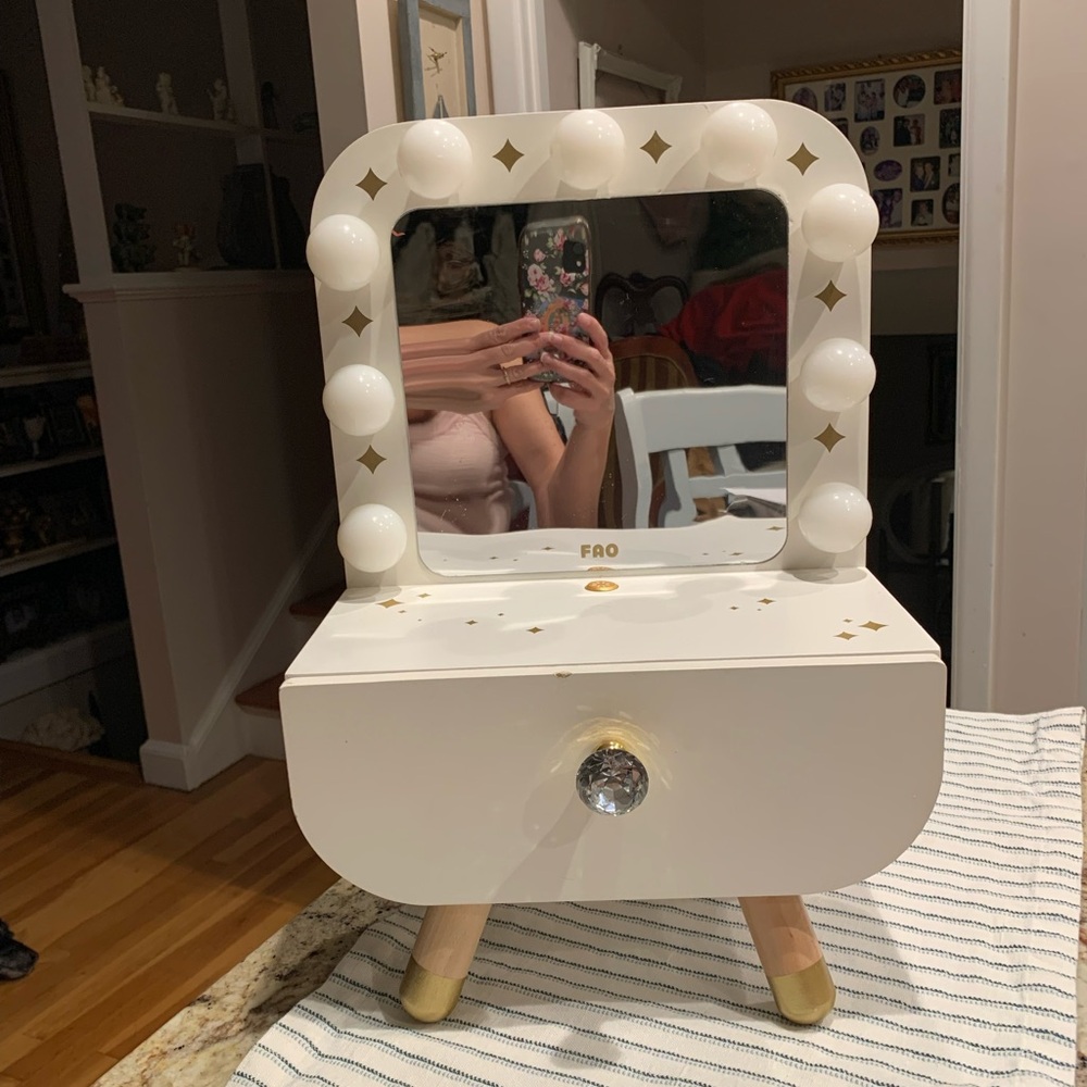 Wood Vanity and Makeup Play Set - FAO Schwarz